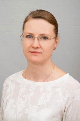 Воспитатель Межуева Анна Александровна(фото размещено с письменного согласия сотрудника) Воспитатель Межуева Анна Александровна(фото размещено с письменного согласия сотрудника)
