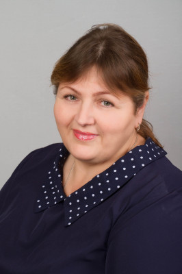 Воспитатель высшей категории Маненькова Надежда Евгеньевна(фото размещено с письменного огласия сотрудника) Воспитатель высшей категории Маненькова Надежда Евгеньевна(фото размещено с письменного огласия сотрудника)